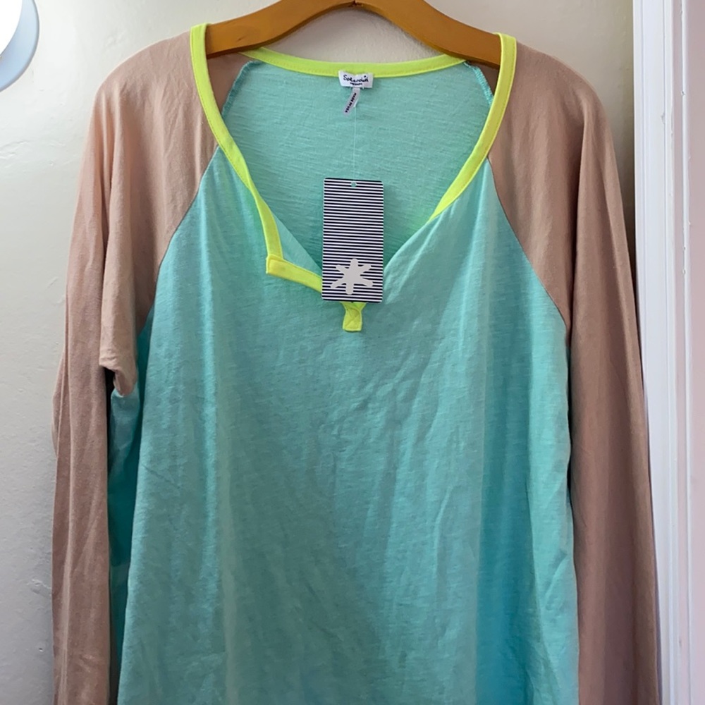 Color long sleeve
